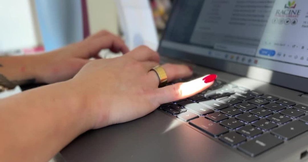 Racine Public Library offers free walk-in help from a social worker